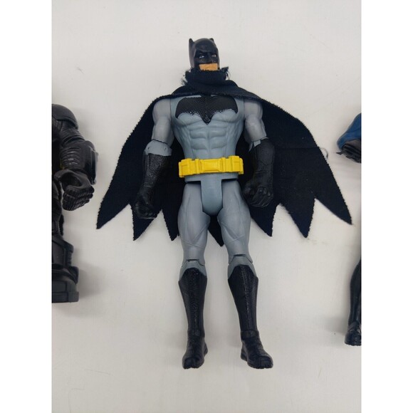 Batman Action Figure Mixed Lot 4 Toy Toys Super Hero Figurines Different Dolls - Picture 3 of 15